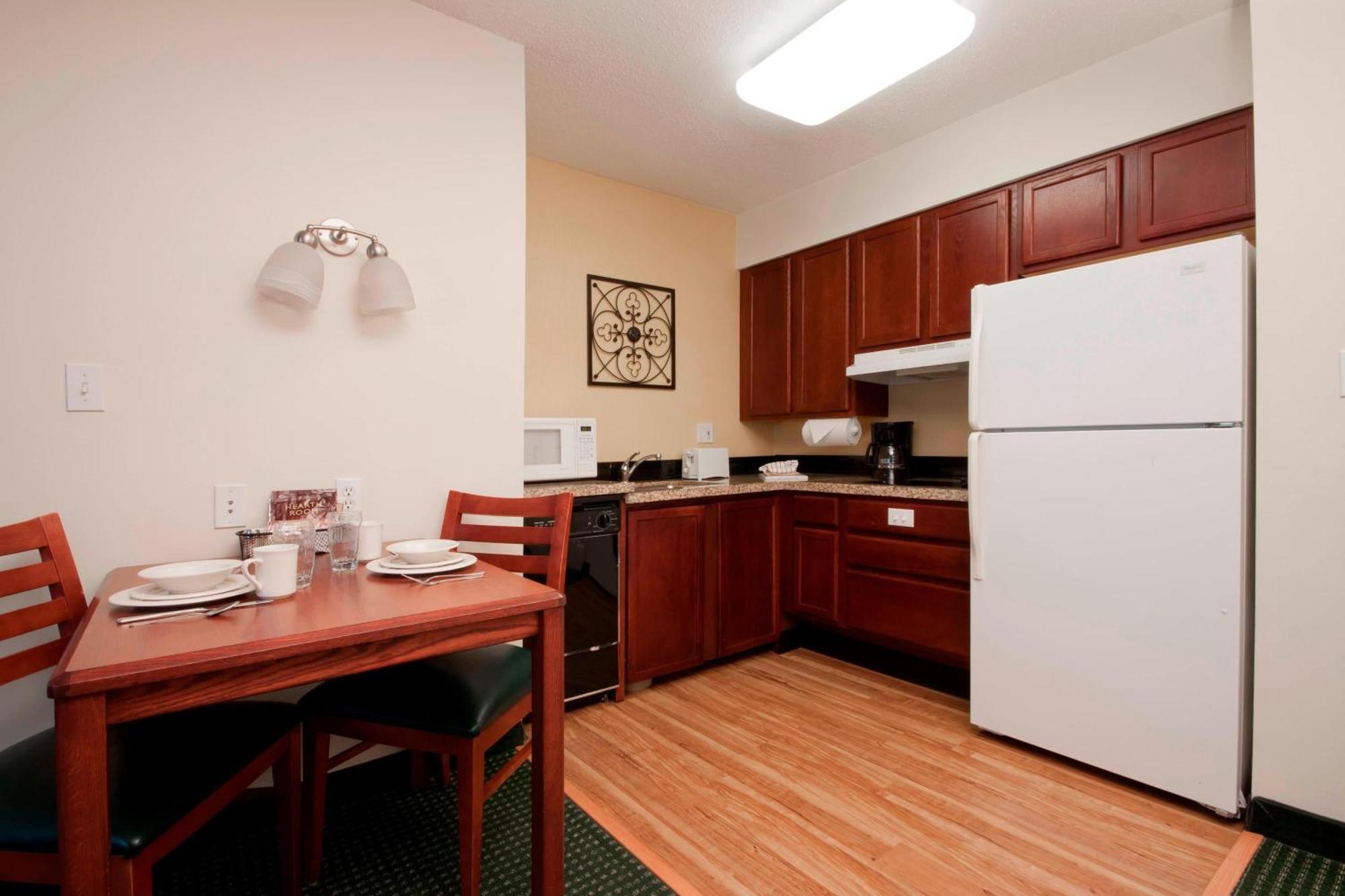 Residence Inn By Marriott Tulsa South Bagian luar foto