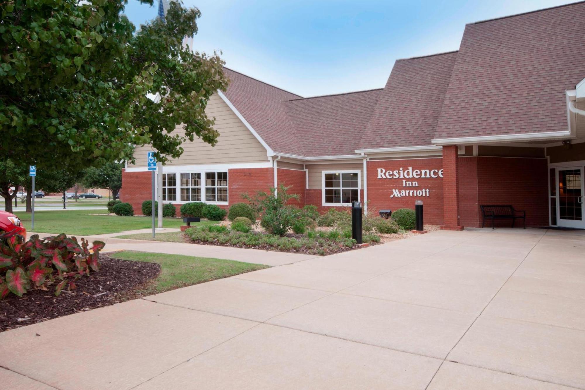 Residence Inn By Marriott Tulsa South Bagian luar foto