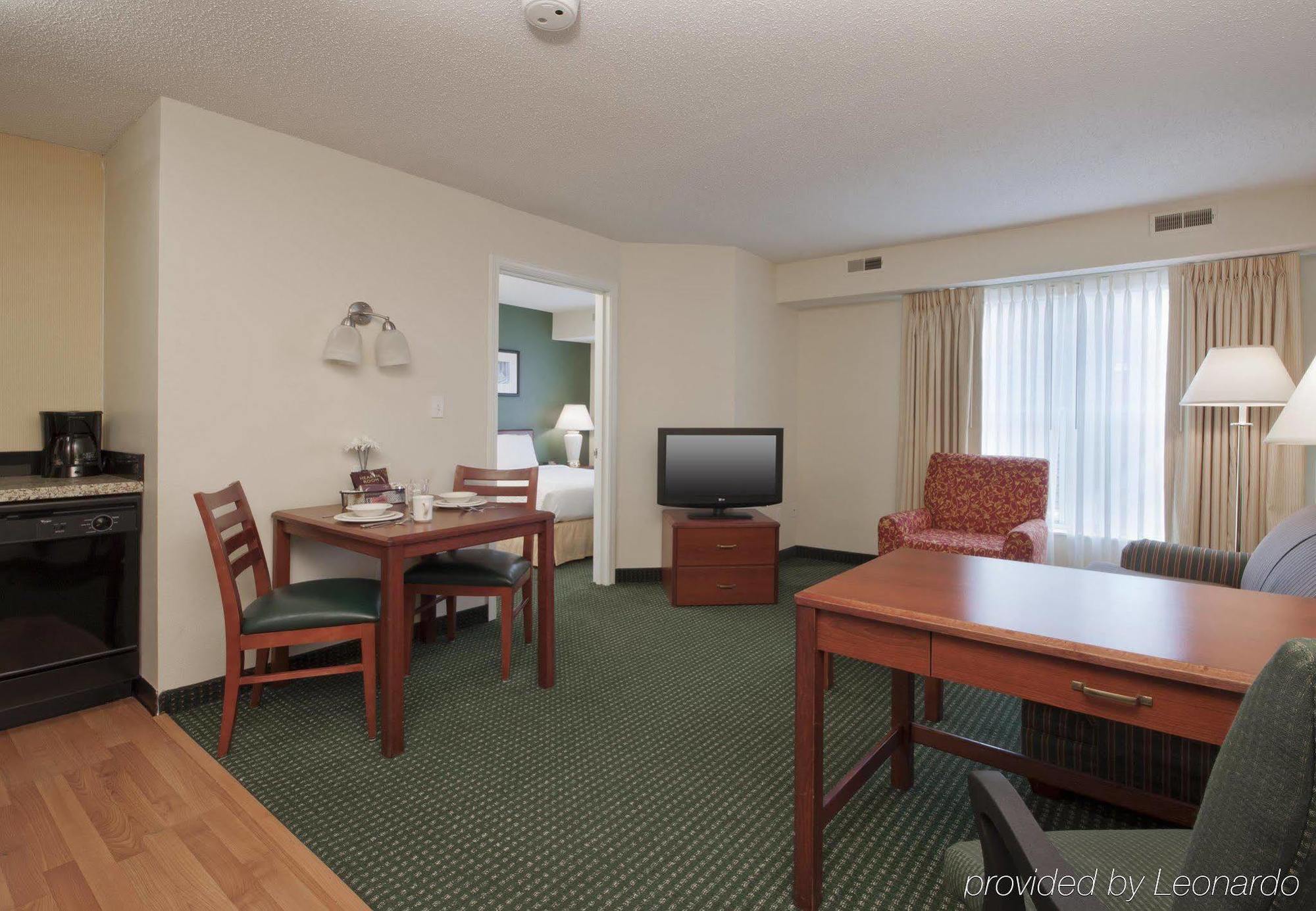 Residence Inn By Marriott Tulsa South Bagian luar foto